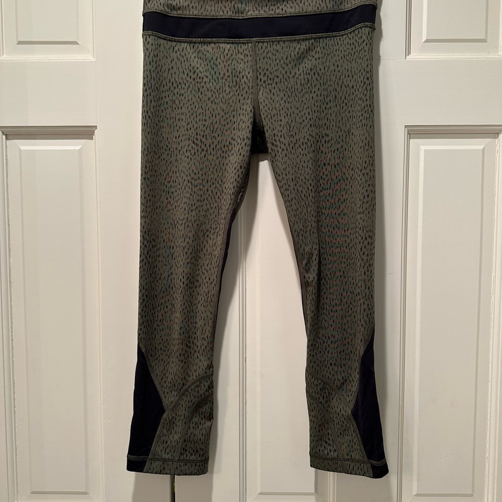 Lululemon Capri size 4